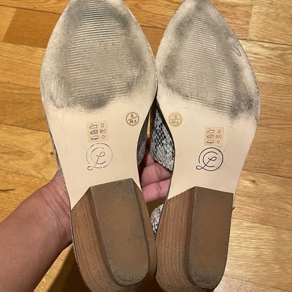 Shoes - Picture 4 of 4